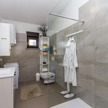Vid Apartman Medulin